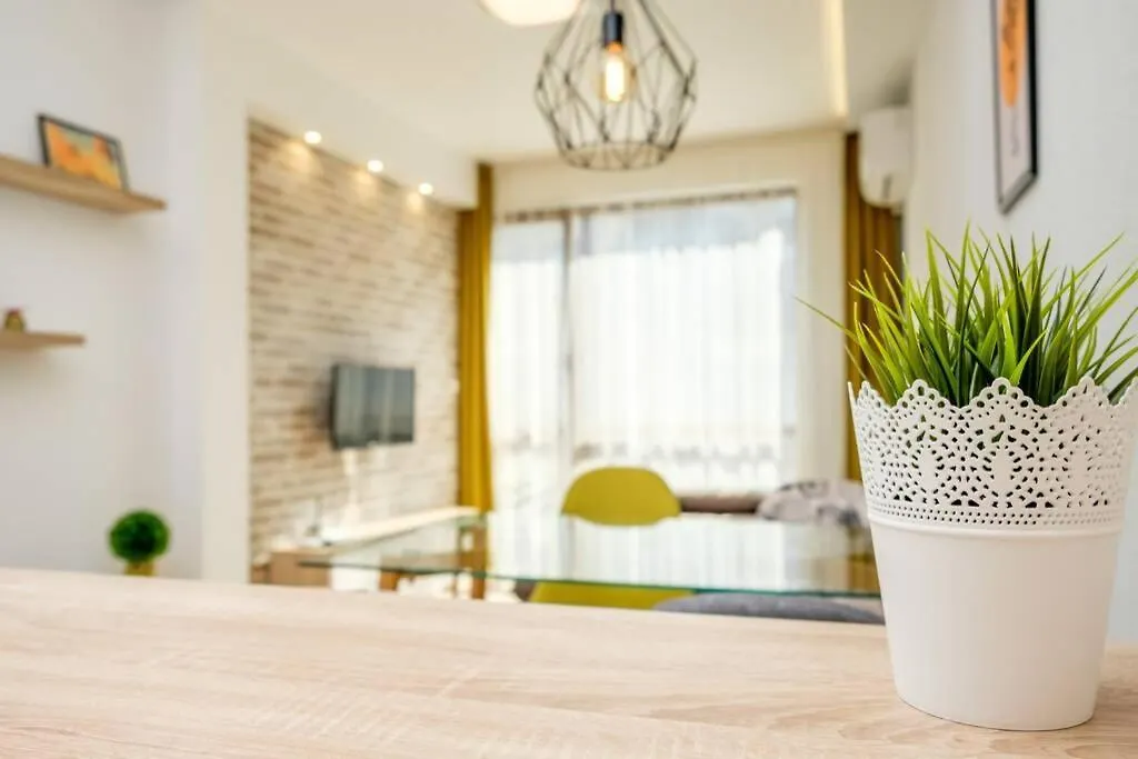 Luxury Apartment In The Top City Center Varna